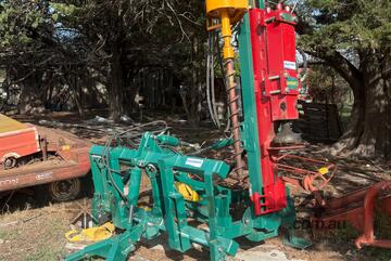 Munro Delmade   Post Driver