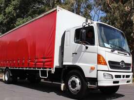 2006 Hino FG Curtainsider - picture0' - Click to enlarge