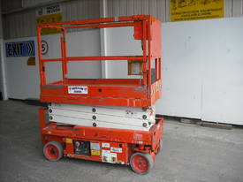 SCISSOR LIFT S1930 - picture0' - Click to enlarge