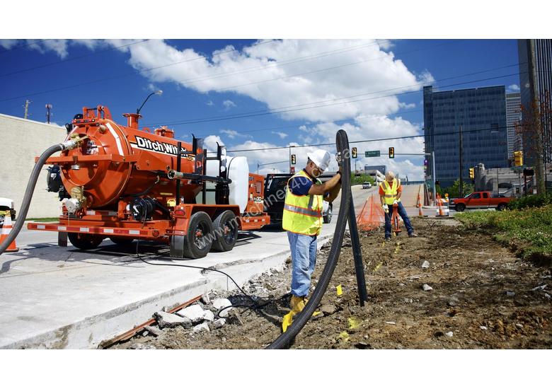 caption Ditch Witch FX30-800 gallon