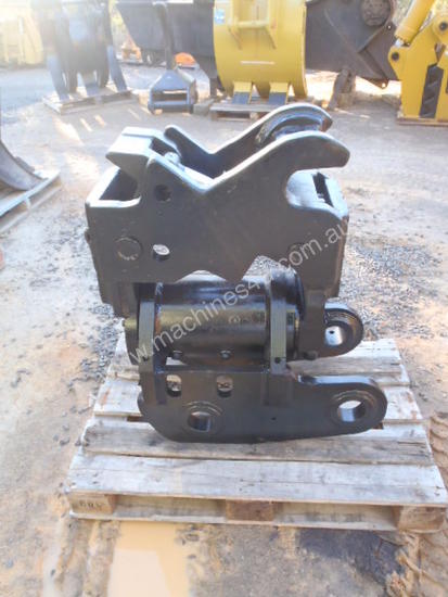 caption Tilt Hitch JB QHT40 Suit 30 Ton