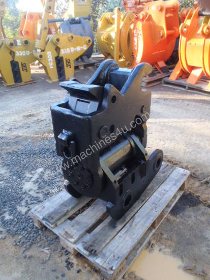 caption Tilt Hitch JB QHT40 Suit 30 Ton