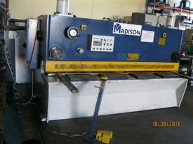 Madison 2500 x 6mm Hydraulic Guillotine - picture0' - Click to enlarge