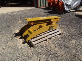 Hydraulic Thumb Suit 15-25 Tonner - picture0' - Click to enlarge
