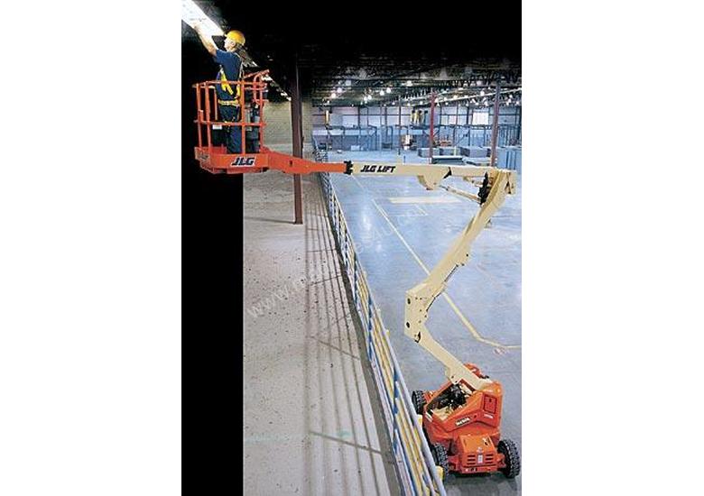caption JLG M450AJ Electric Boom Lift