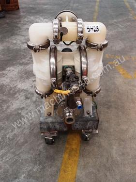 Diaphragm Pump - In/Out:38mm.