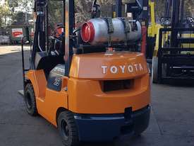 Toyota Forklift 2.5T 4300mm Container Mast Low Hrs - picture1' - Click to enlarge