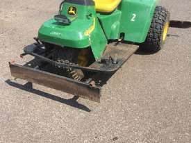 Used John Deere Turf - picture1' - Click to enlarge