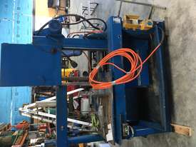 Geocam vertical band saw - picture1' - Click to enlarge