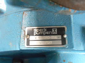 LIQUID RING SPECK VACUUM PUMP / 2.2 KW MOTOR - picture1' - Click to enlarge
