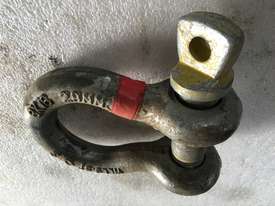 Bow D Shackle 9.5 ton AS approved 29mm pin - picture1' - Click to enlarge