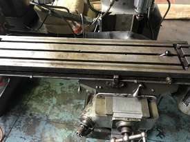 Bridgeport Vertical Mill Heavy Industrial Metal Milling Machine 415 Volt 3 Phase - picture2' - Click to enlarge