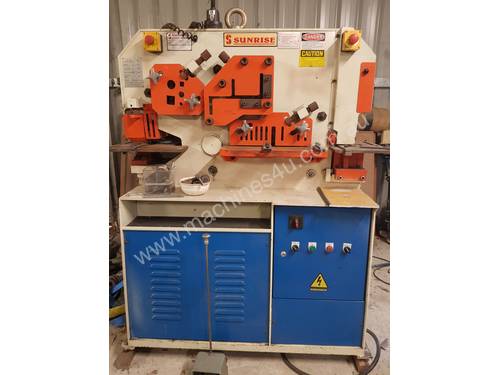 60Tn PUNCH & SHEAR IRONWORKER great condition!