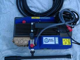 High pressure cleaner - picture0' - Click to enlarge