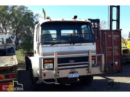Ford Cargo 1518 Cab chassis Truck