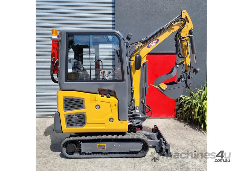1.8T Mini Excavator AE18SE-II w/ Hydraulic Quick Hitch, Expandable Tracks + Dozer Blade!