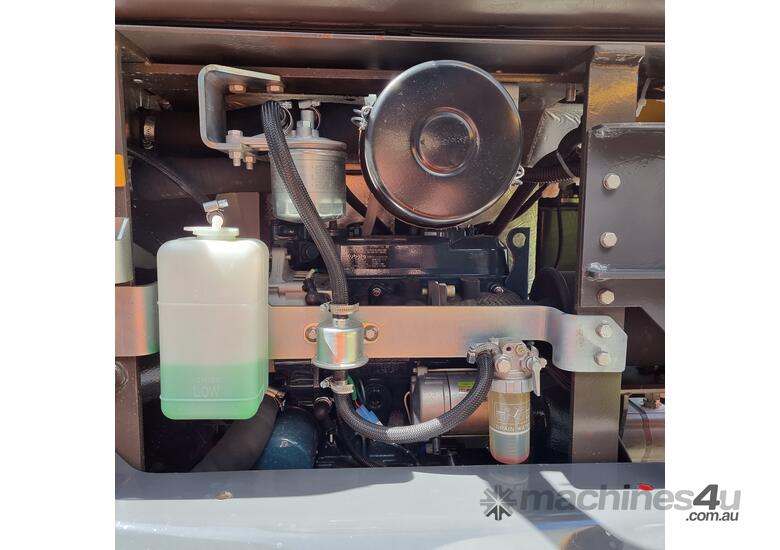 1.8T Mini Excavator AE18SE-II w/ Hydraulic Quick Hitch, Expandable Tracks + Dozer Blade!