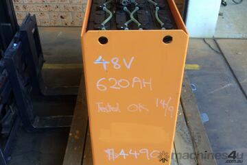 Solar Battery black top !!! Lead Acid Traction currently 48V 620 AH like new Condition Best For Home
