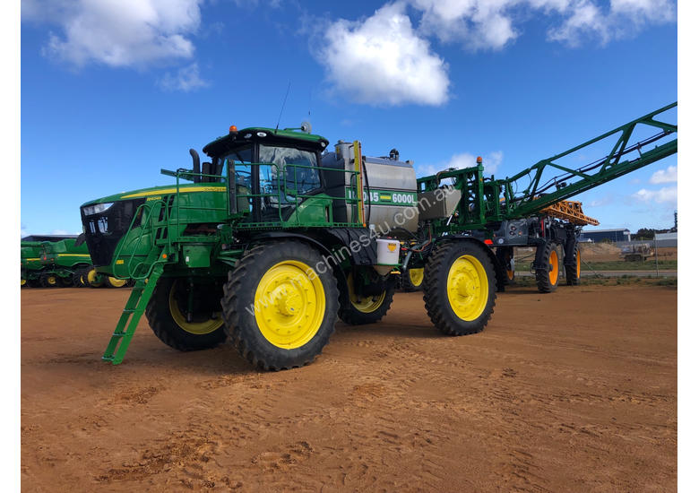 Used 2016 John Deere John Deere R4045 Boom Spray Sprayer Boom Sprayer