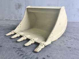 UNUSED 900MM DIGGING BUCKET TO SUIT 4-6T EXCAVATOR D004 - picture0' - Click to enlarge
