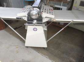 PASTRY (DOUGH) SHEETER (CARLYLE) - picture2' - Click to enlarge