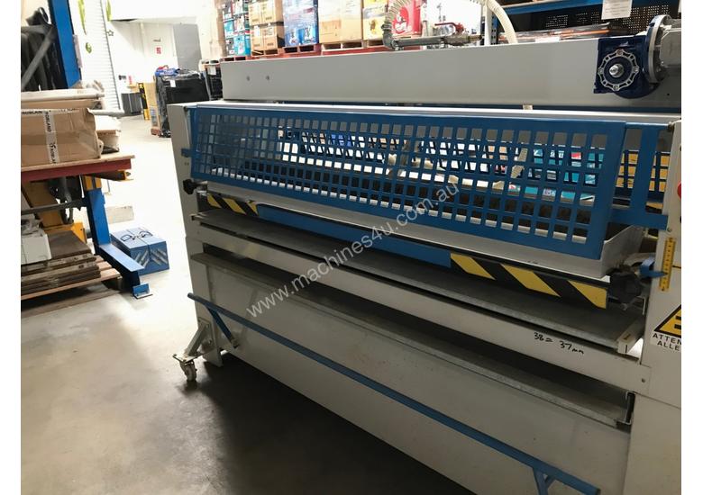 caption Glue Spreader 1600mm with auto cleaner