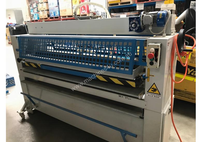 caption Glue Spreader 1600mm with auto cleaner