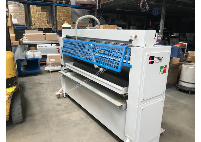 caption Glue Spreader 1600mm with auto cleaner