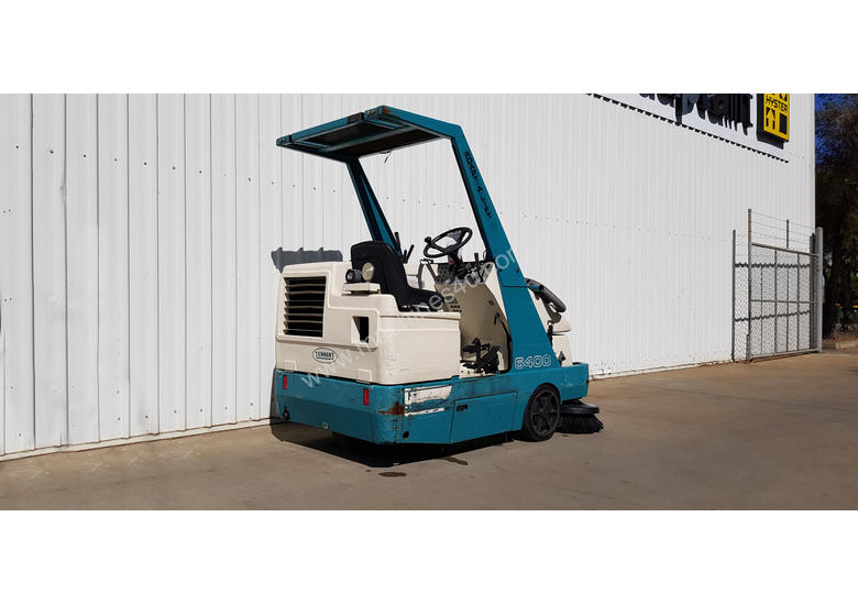 caption LPG Tennant Sweeper