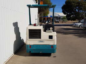 LPG Tennant Sweeper - picture2' - Click to enlarge