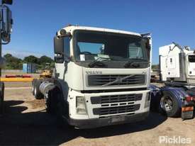 2010 Volvo FM LIEHI - picture0' - Click to enlarge