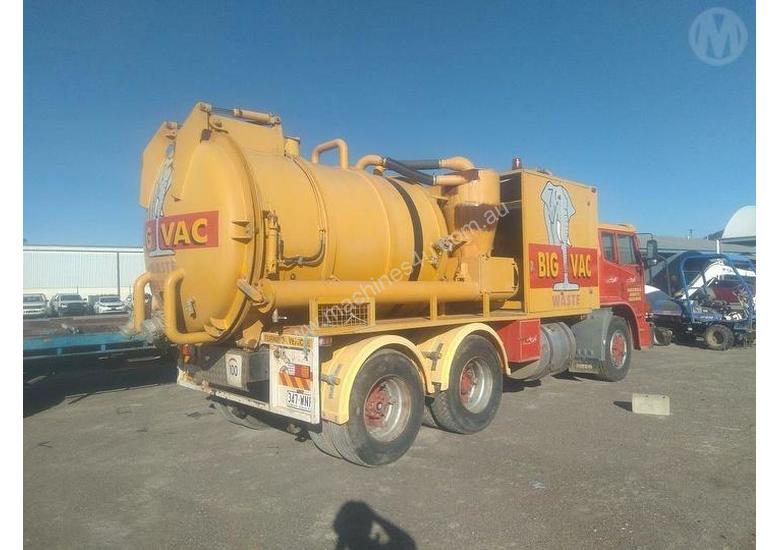 caption International Acco
