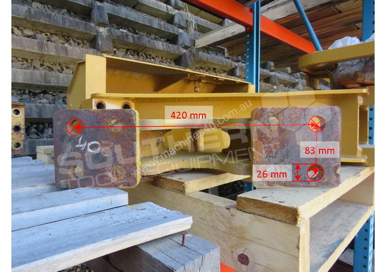 caption Caterpillar D4G D5G Draw Bar CAT D5 Drawbar DOZCATG