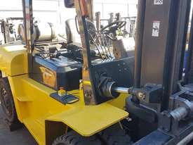 Hangcha 7000kg LPG forklift with sideshift and fork positioner - picture2' - Click to enlarge