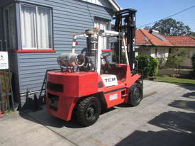 3.6 ton TCM/Lansing Cheap Used Forklift - picture2' - Click to enlarge