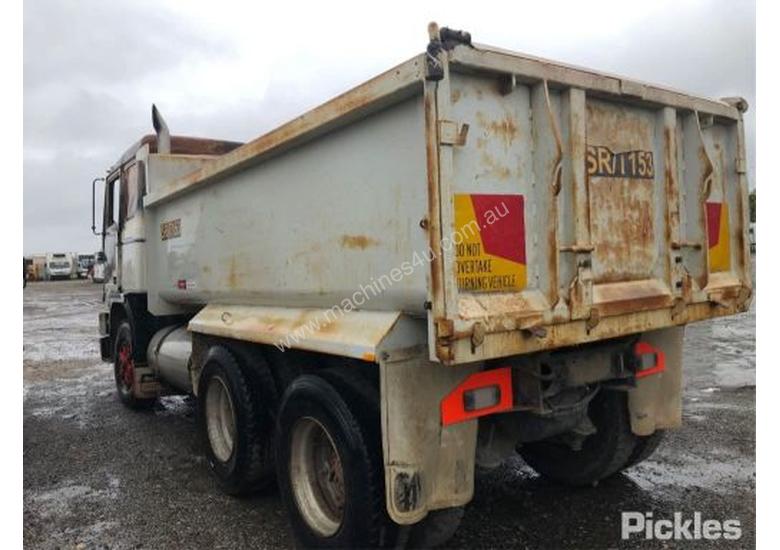 caption 1991 Volvo F12