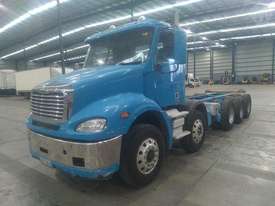 Freightliner Columbia - picture1' - Click to enlarge