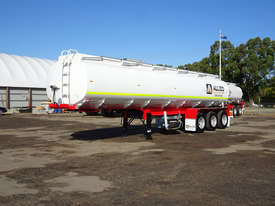 Action Semi Tanker Trailer - picture0' - Click to enlarge