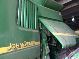 John Deere 9650CTS Header(Combine) Harvester/Header - picture0' - Click to enlarge