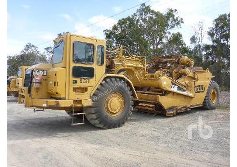 caption CATERPILLAR 623G Motor Scraper