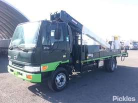 2001 Hino FC3J - picture2' - Click to enlarge