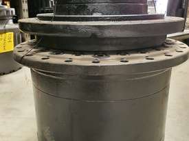 Sumitomo SH330-3 Final Drive (t/Motor and Reduction  - picture0' - Click to enlarge
