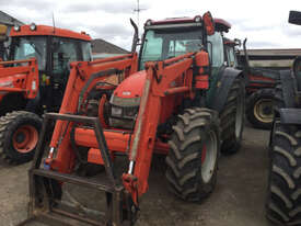 McCormick C-MAX85 FWA/4WD Tractor - picture0' - Click to enlarge