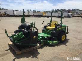 2014 John Deere 997 Z-Track - picture1' - Click to enlarge