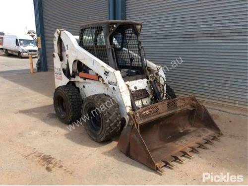 2005 Bobcat S300