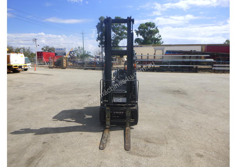 caption Circa 2007 Nissan L01A18U 1.8 Tonne LPG Forklift