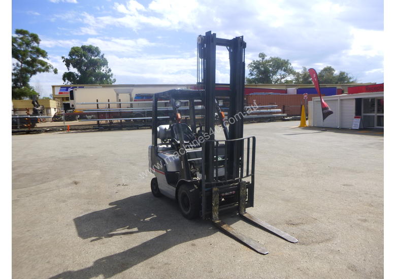 caption Circa 2007 Nissan L01A18U 1.8 Tonne LPG Forklift