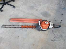 Stihl HS82R Hedger - picture0' - Click to enlarge