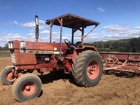 International 766 tractor  - picture0' - Click to enlarge
