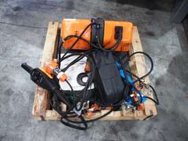 Hoist, Capacity: 1,000kg - picture0' - Click to enlarge